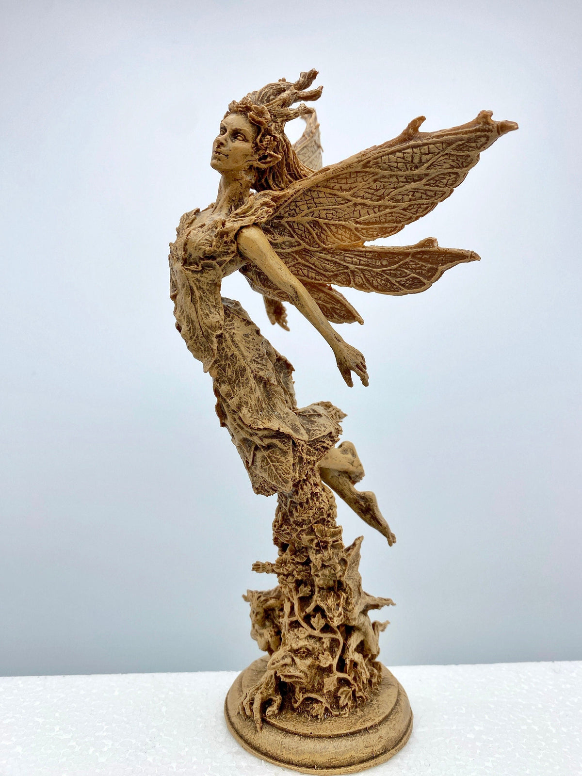 Titania Queen of the Fairies Statue – Thorn & Thimble