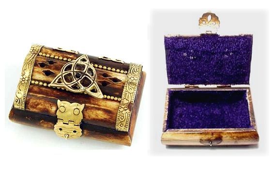 Triquetra inlaid carved bone ritual box – Thorn & Thimble