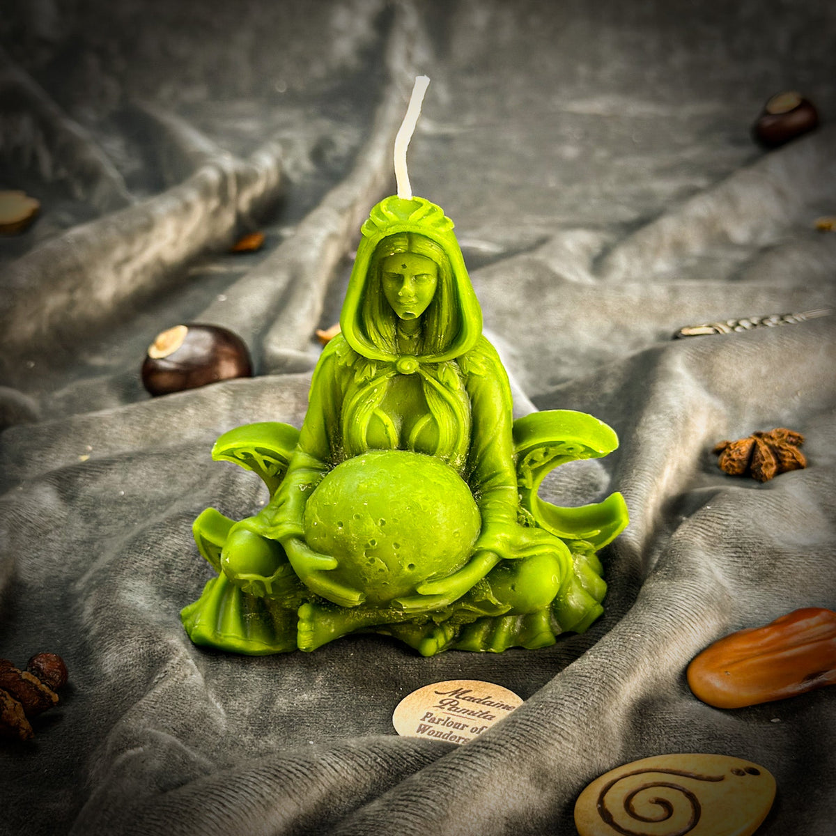 Moon Goddess Candle Spell Kit – Lunar Magic & Divine Feminine Energy – Thorn & Thimble
