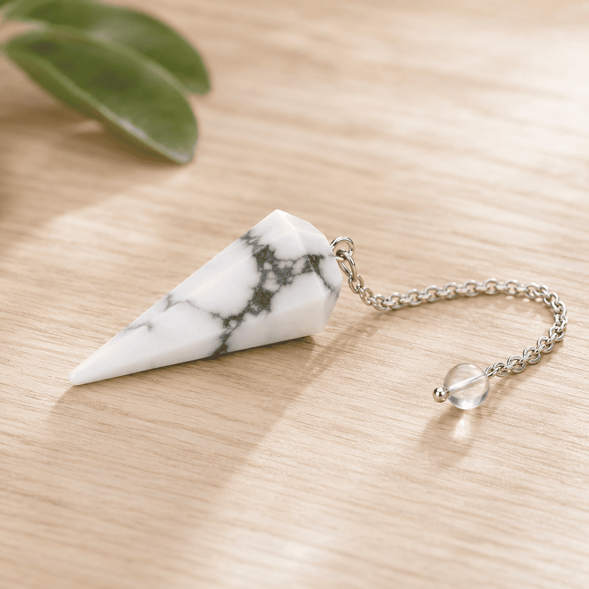 Howlite Faceted Crystal Pendulum – Thorn & Thimble