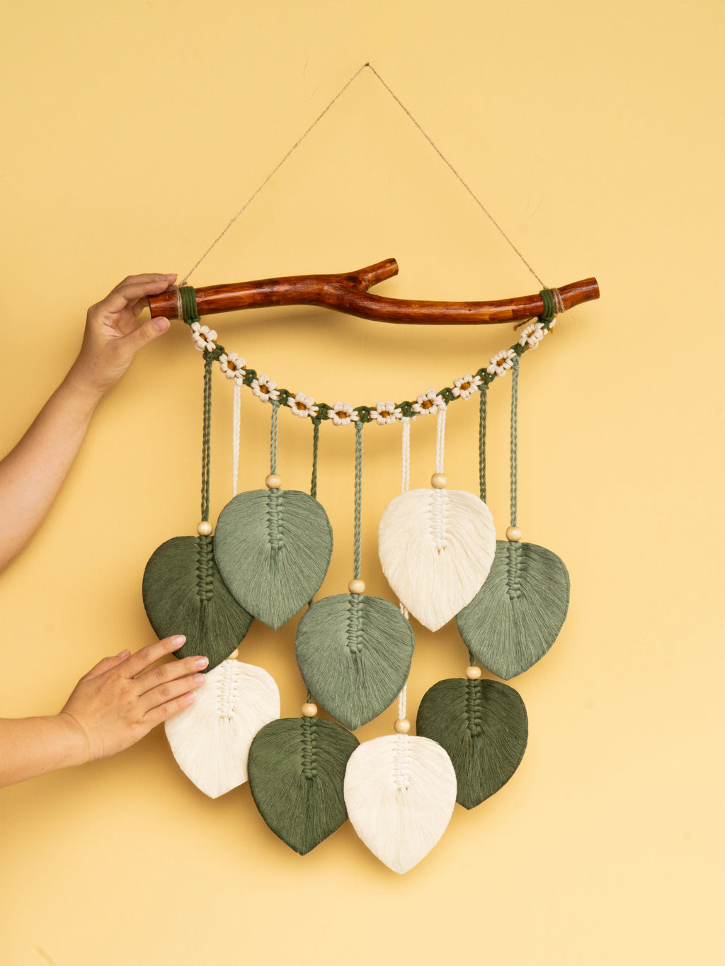 Coda Green Macrame Leaves with Flower Tassel