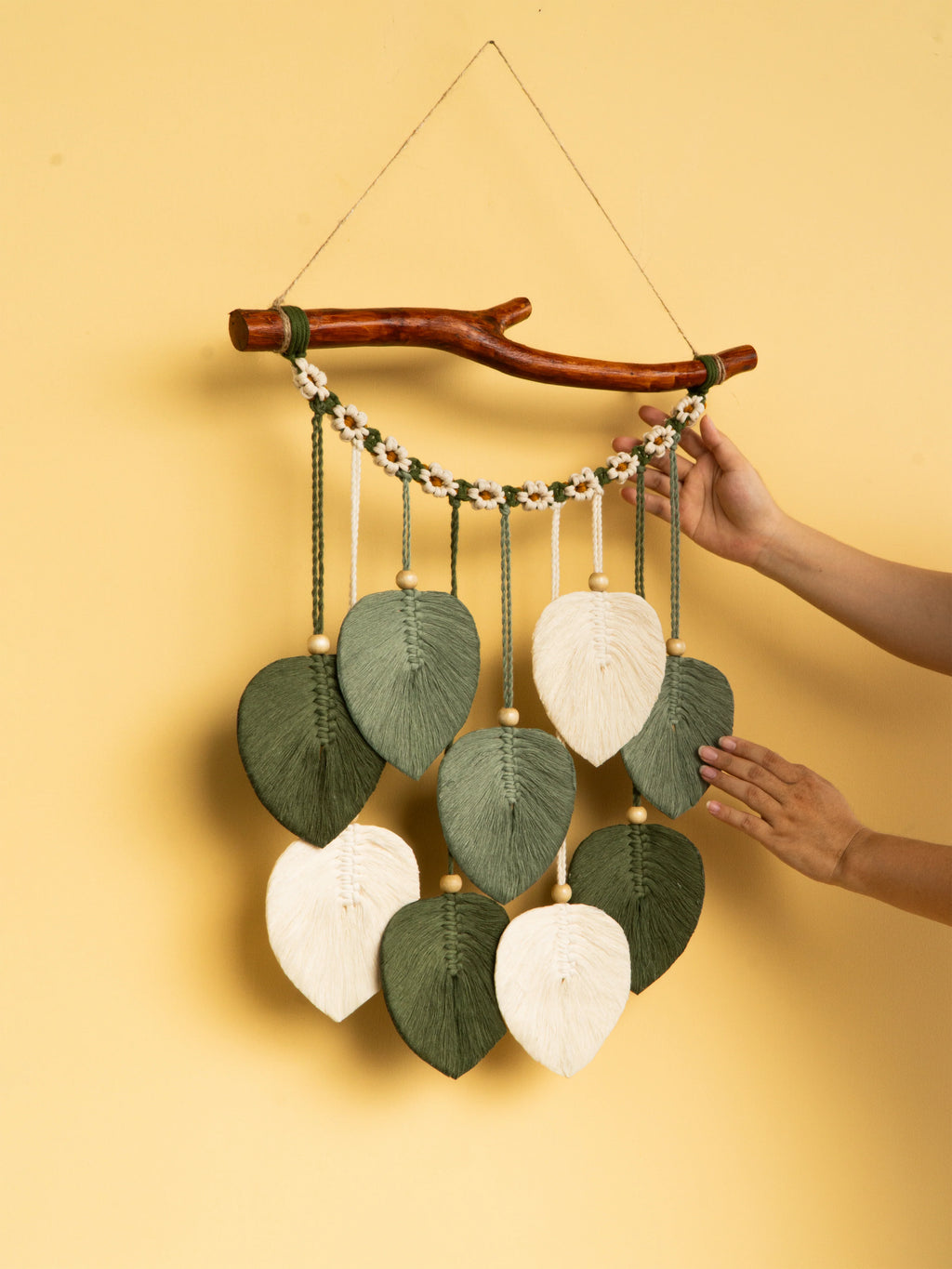 Coda Green Macrame Leaves with Flower Tassel