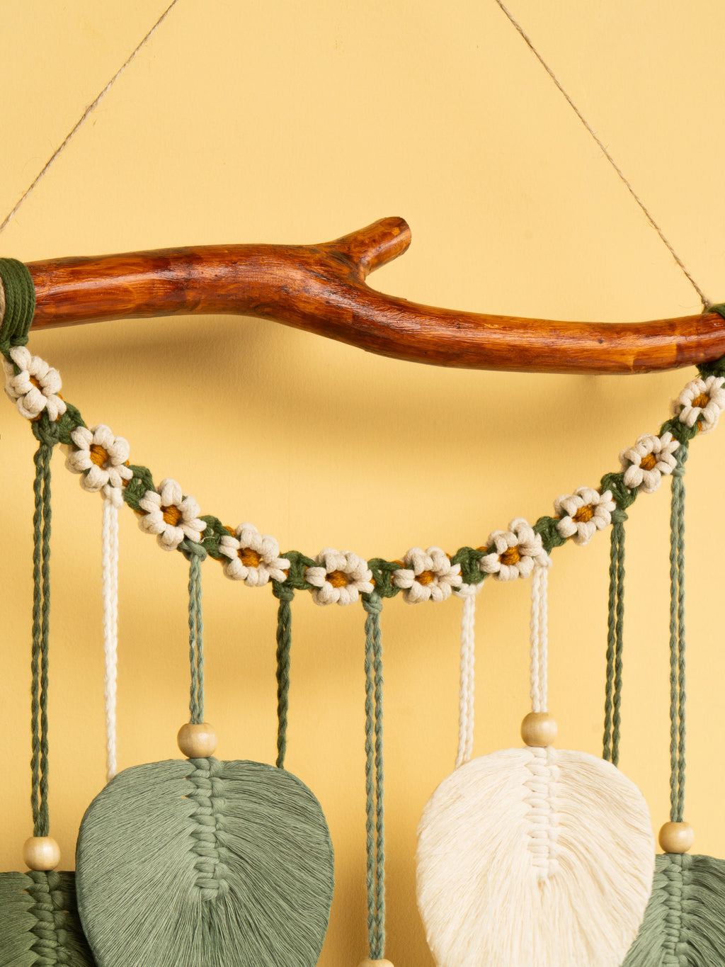 Coda Green Macrame Leaves with Flower Tassel