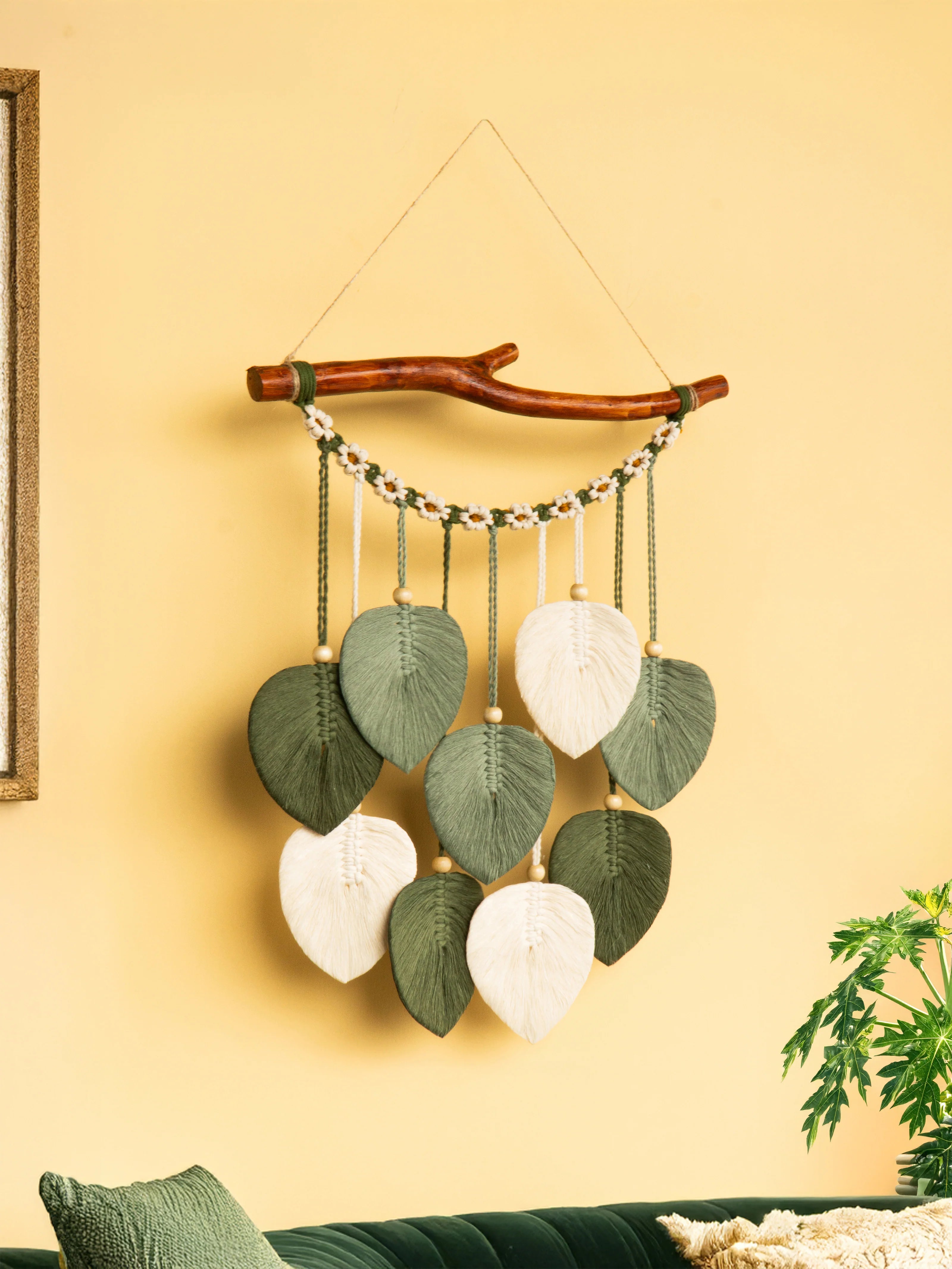 Coda Green Macrame Leaves with Flower Tassel