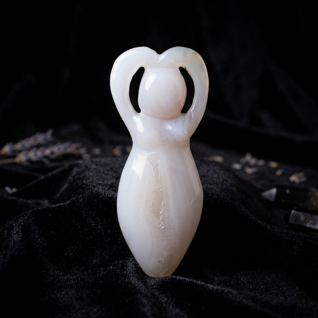 Agate Moon Goddess Gemstone Carving – 4" – Thorn & Thimble