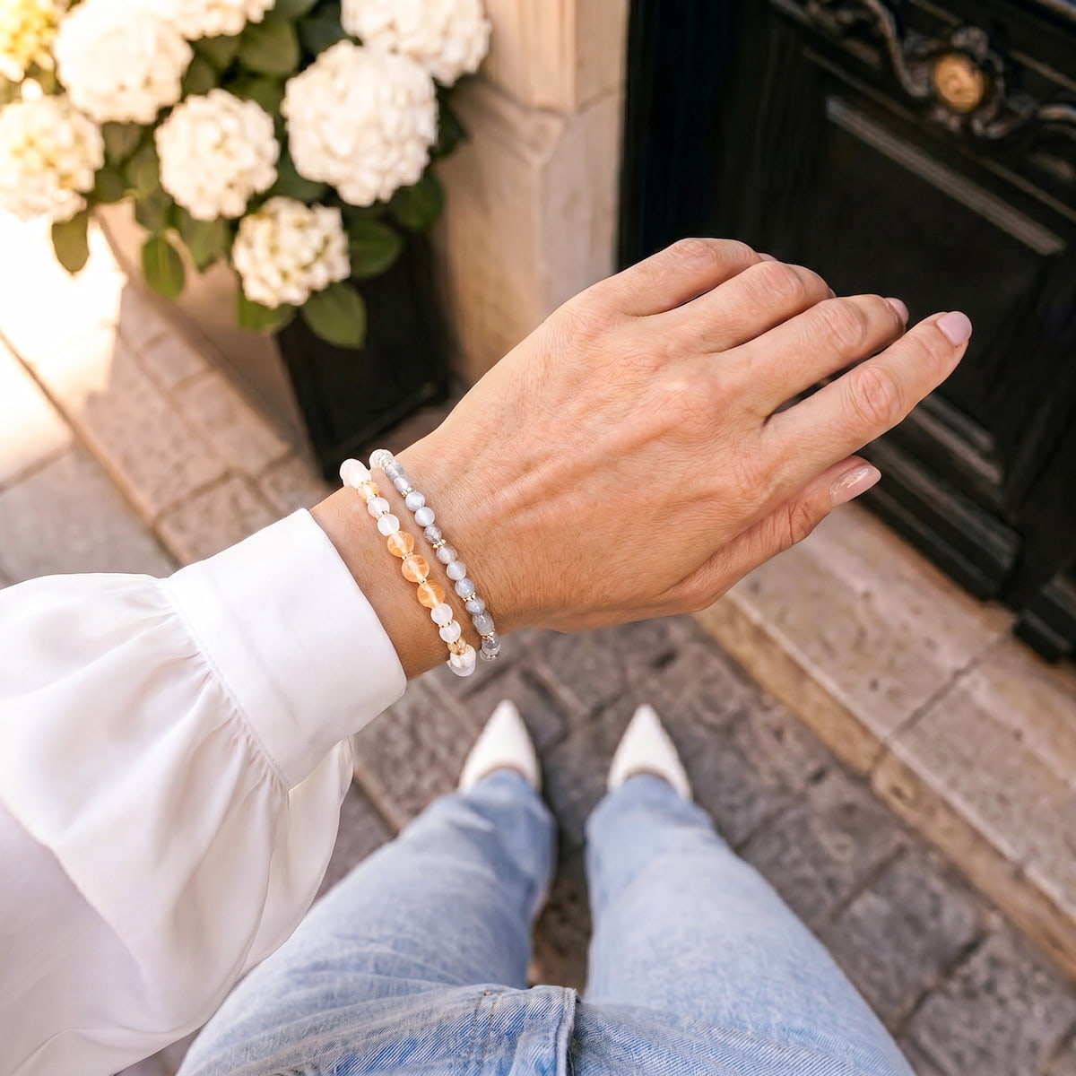 Golden Hand of Fortune - Bracelets of Wealth