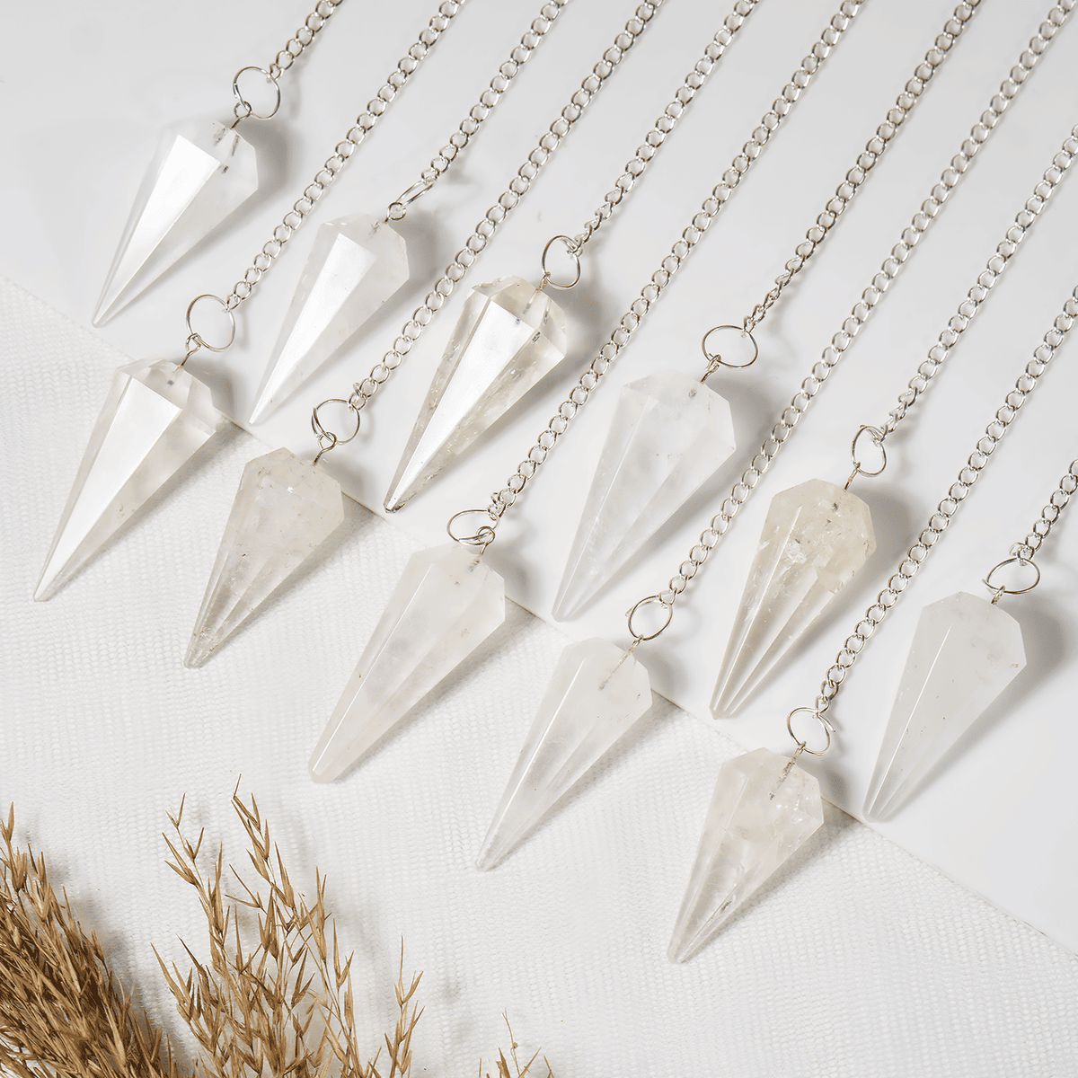 Crystal Quartz Pendulum (Meditation and Channeling) – Thorn & Thimble