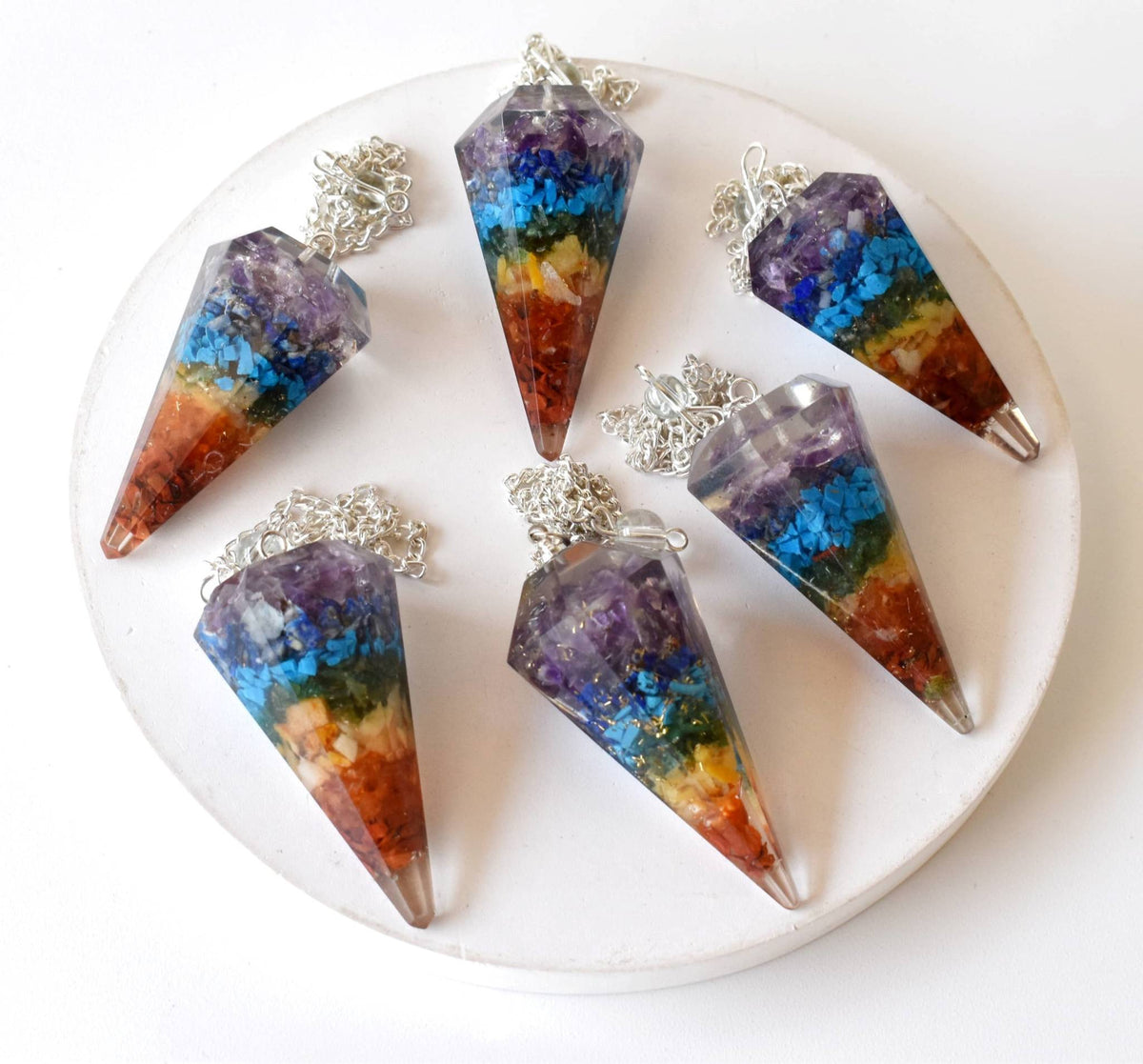 Seven-Chakra Crystal Pendulum – Thorn & Thimble