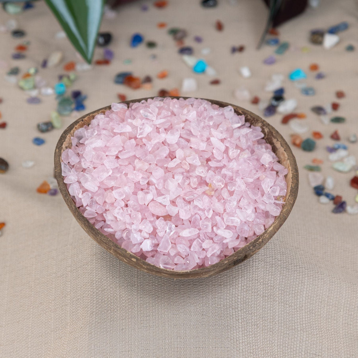 Rose Quartz Crystal Chips – 1 lb – Thorn & Thimble