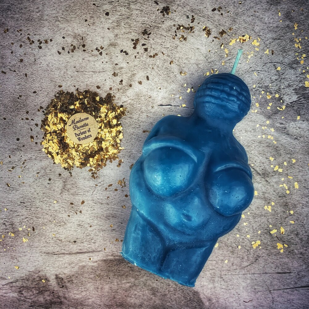 Goddess of Willendorf Candle Spell Kit – Feminine Power & Fertility Magic – Thorn & Thimble