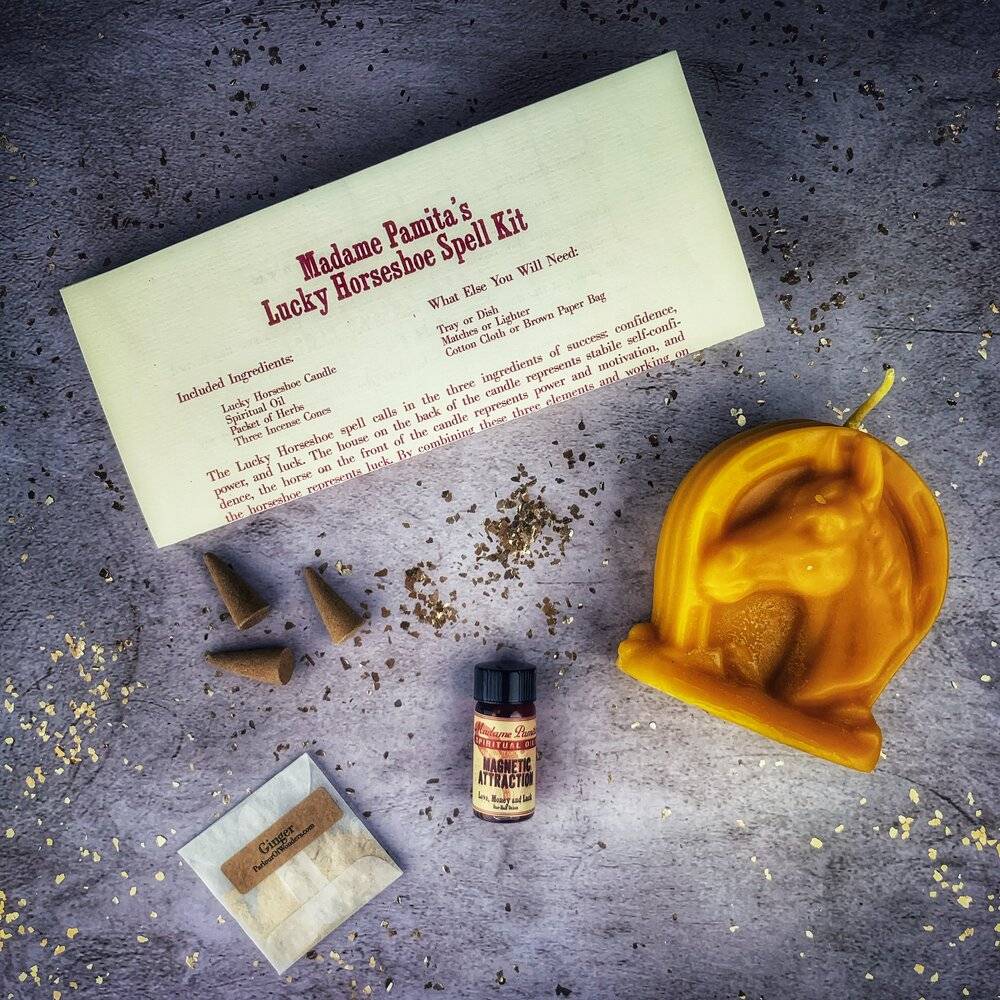 Lucky Horseshoe Candle Spell Kit – Thorn & Thimble