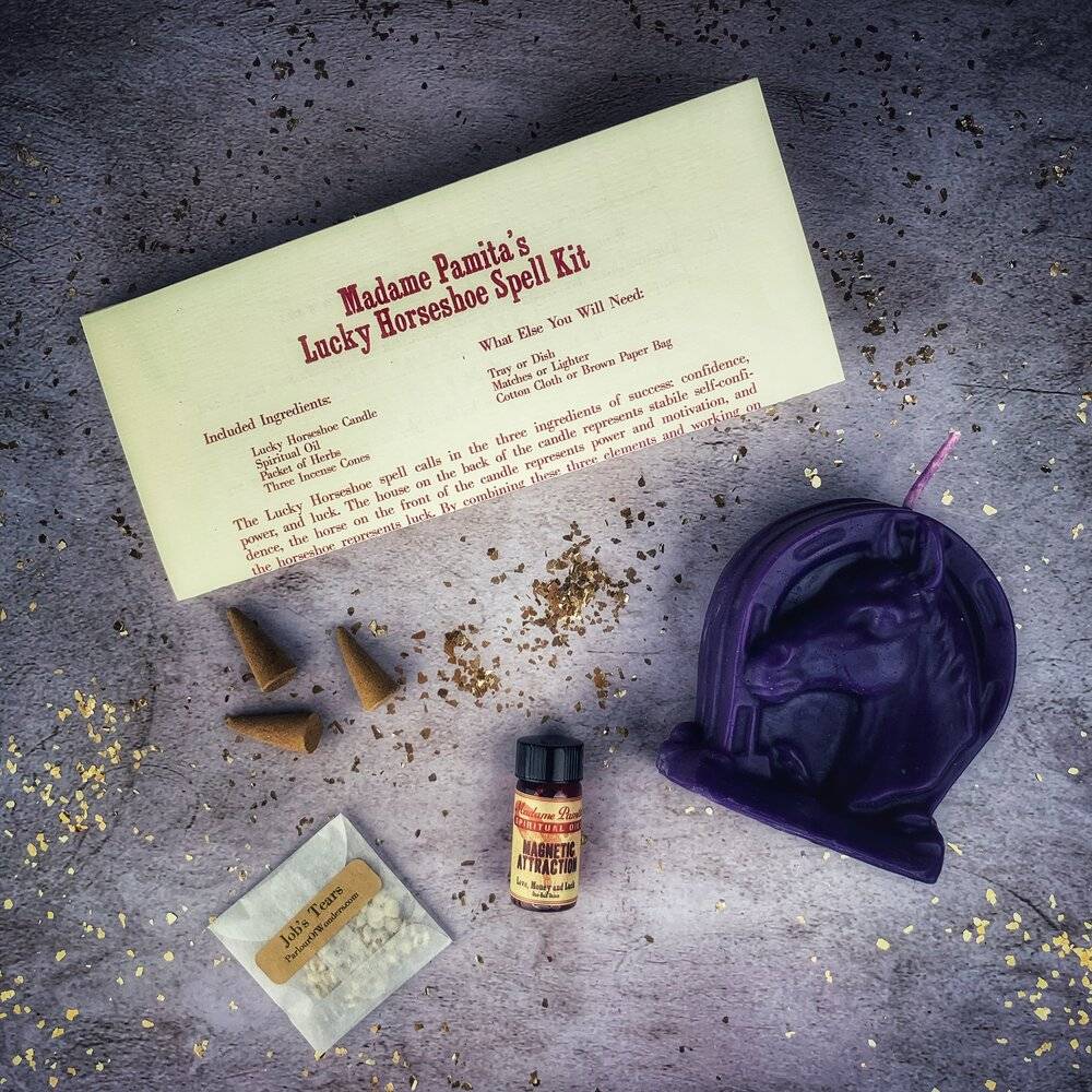 Lucky Horseshoe Candle Spell Kit – Thorn & Thimble