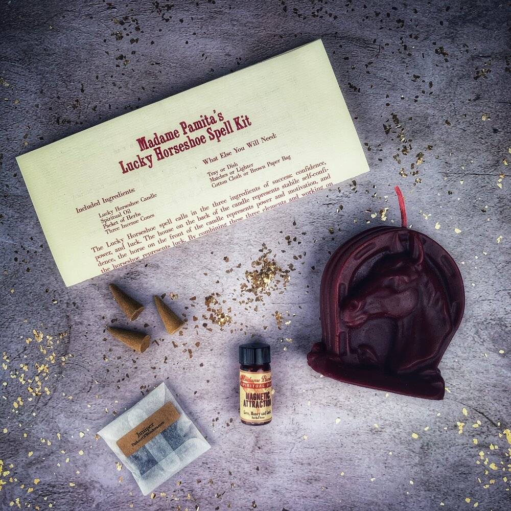 Lucky Horseshoe Candle Spell Kit – Thorn & Thimble