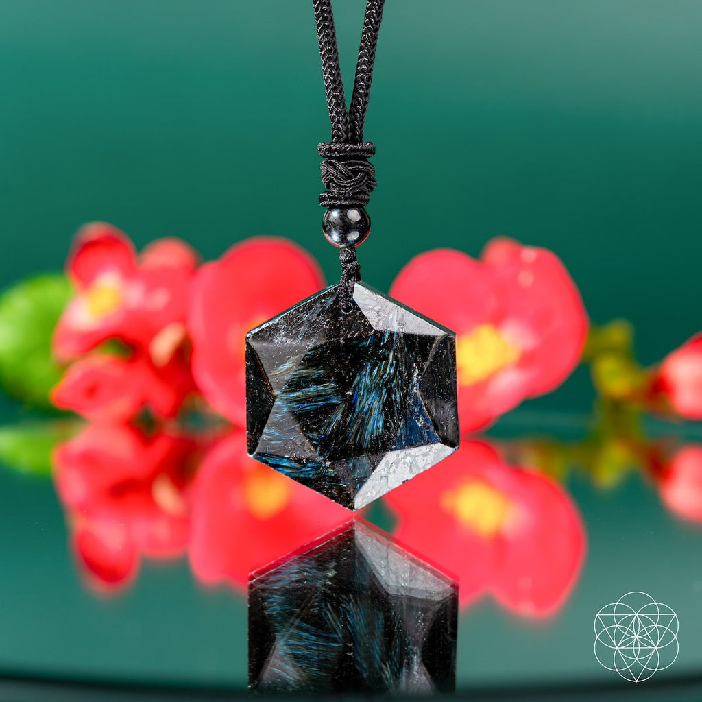Arfvedsonite Vision Stone Pendant